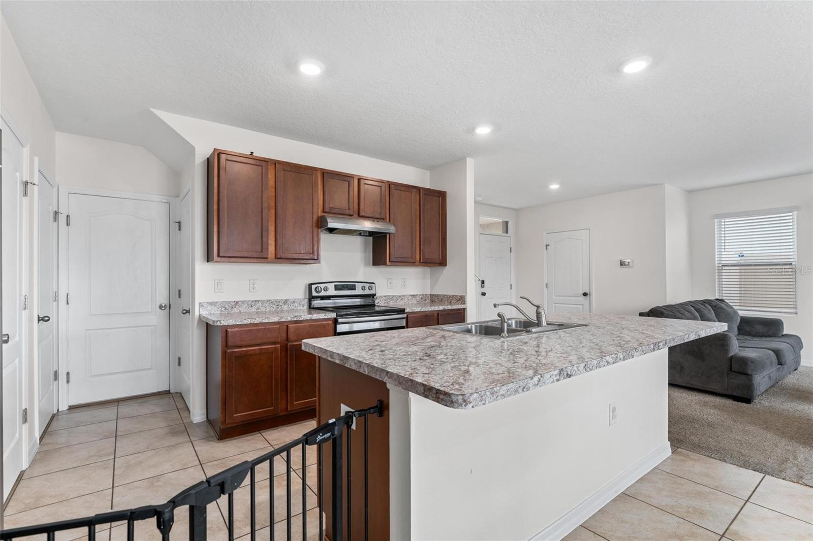 113 EAGLEVIEW LOOP, DAVENPORT, FL, 33837