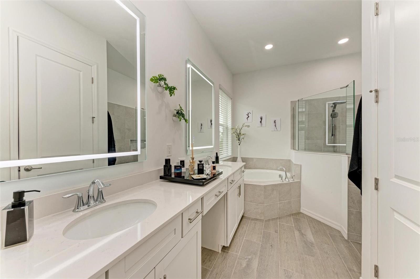 17400 JADESTONE CT, VENICE, FL, 34293