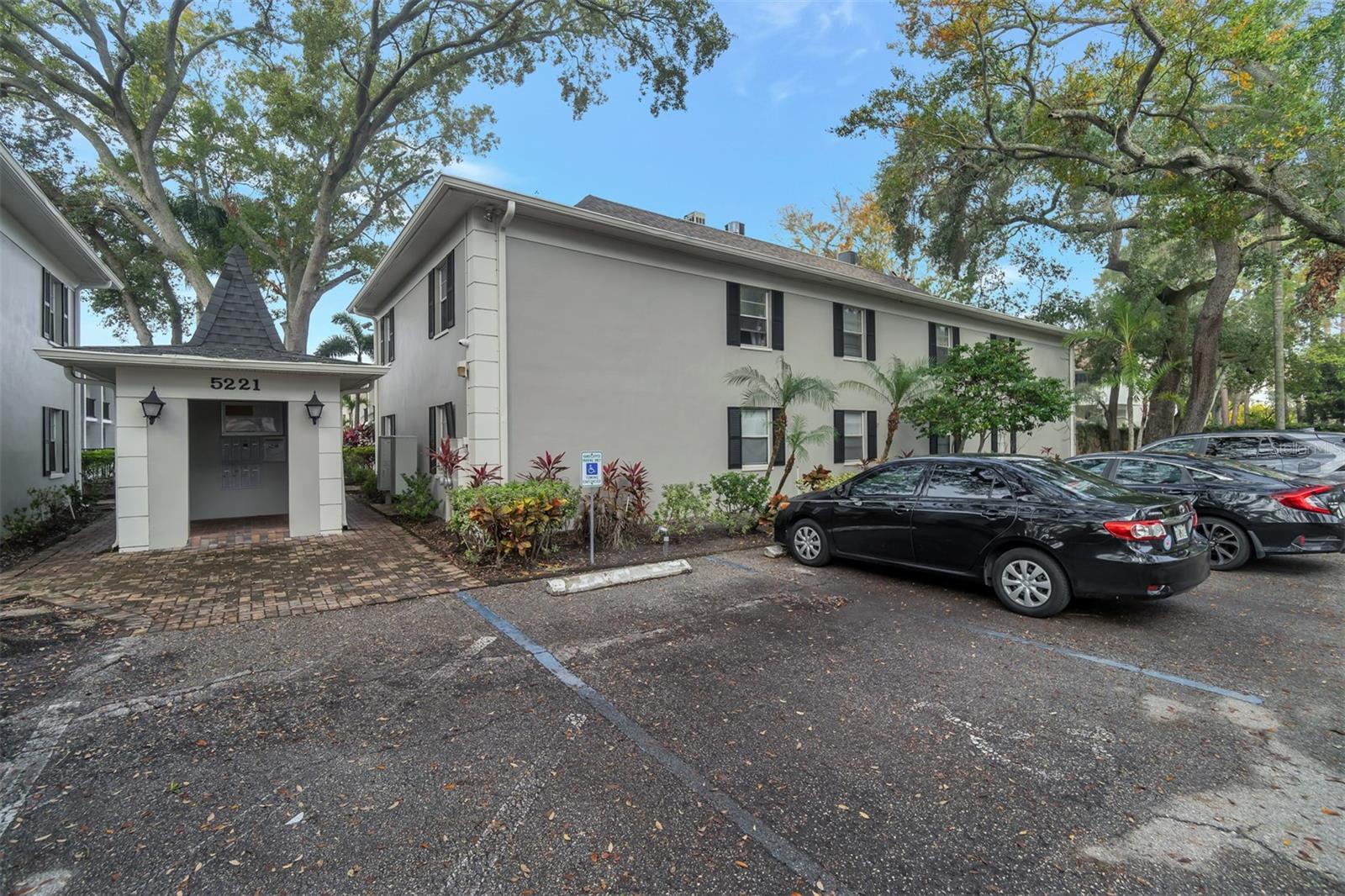 5221 BAYSHORE BLVD #34, TAMPA, FL, 33611