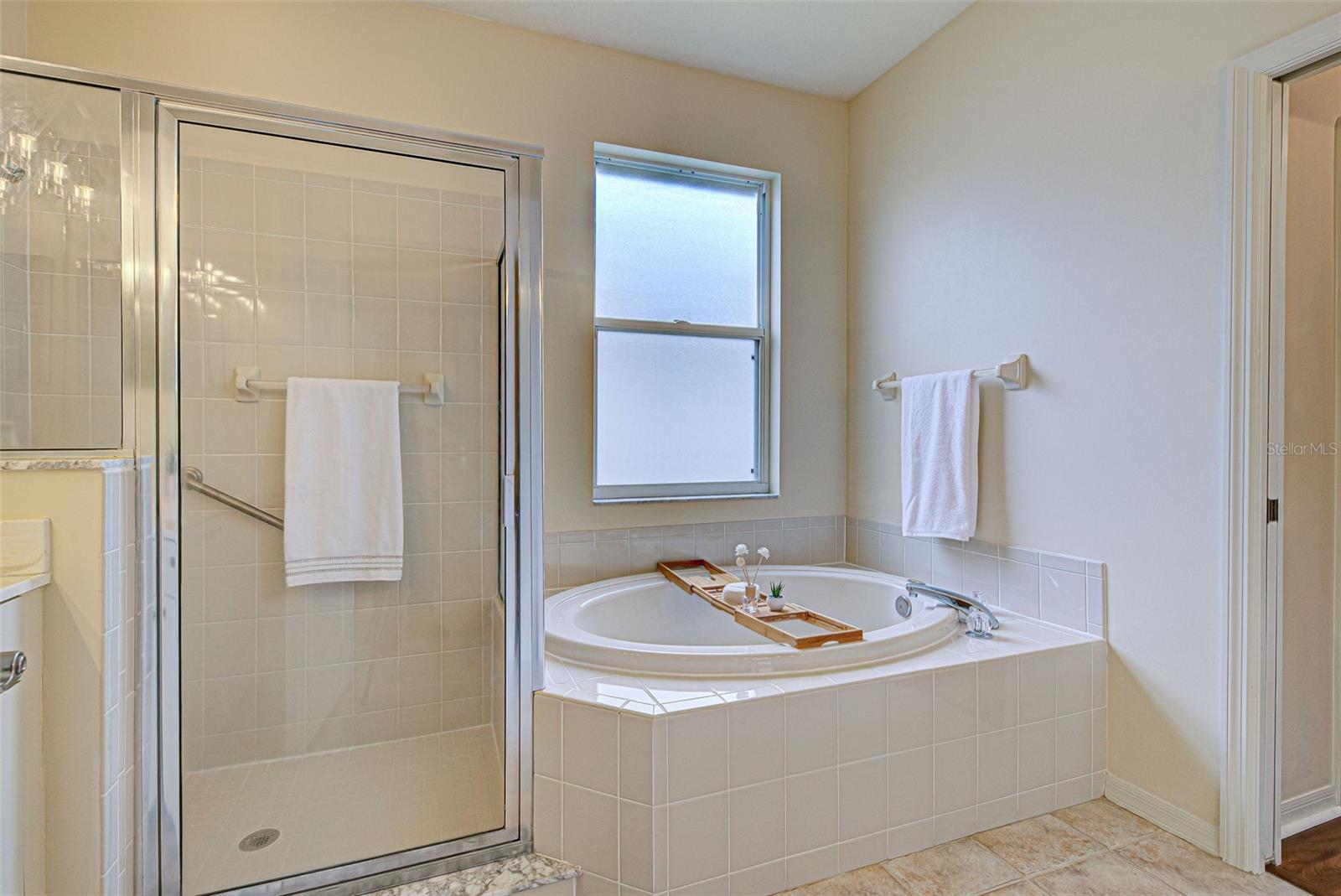 811 DERBYSHIRE DR, VENICE, FL, 34285