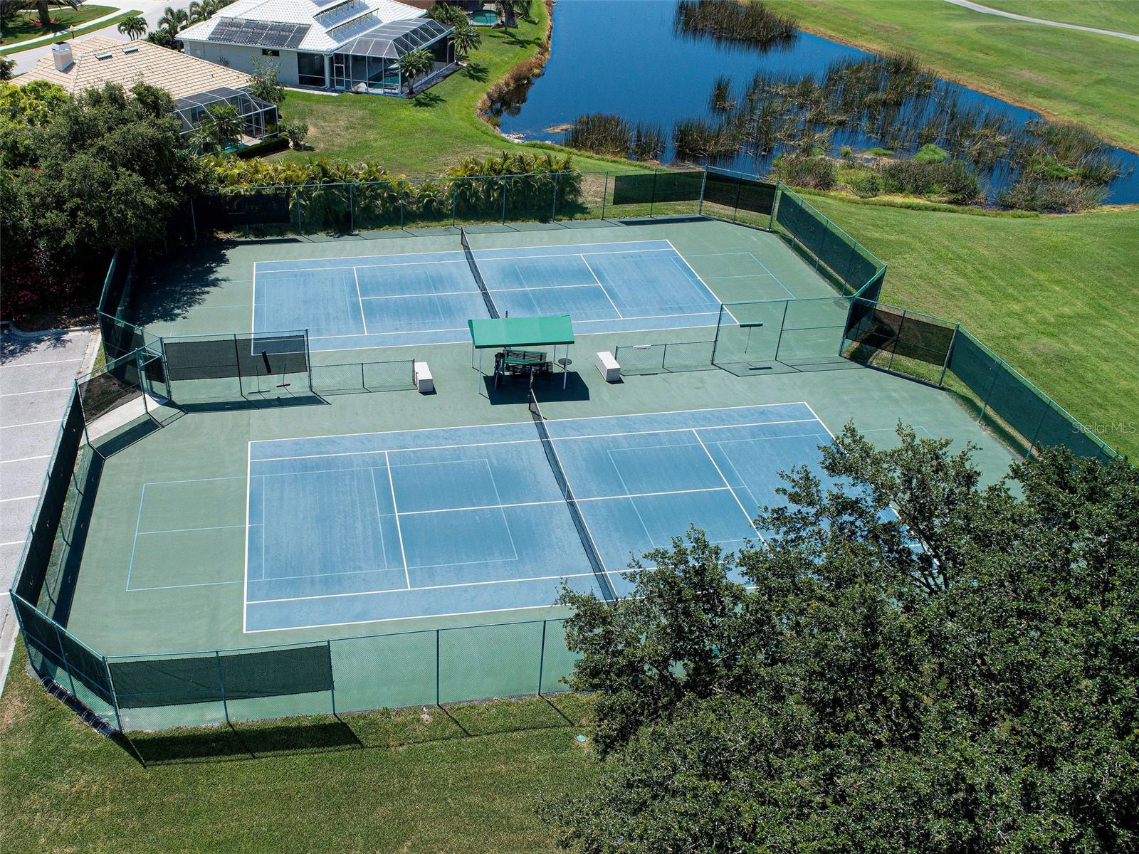 811 DERBYSHIRE DR, VENICE, FL, 34285