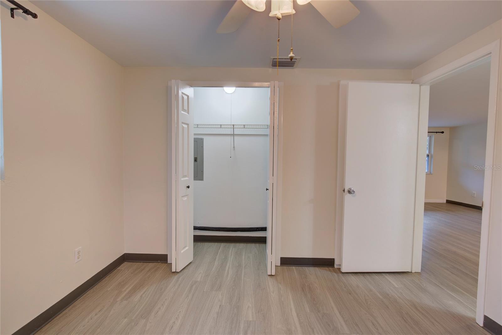 668 UNION ST, DUNEDIN, FL, 34698