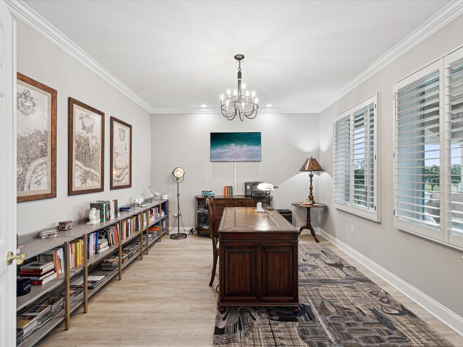 595 5TH AVE NE, ST PETERSBURG, FL, 33701