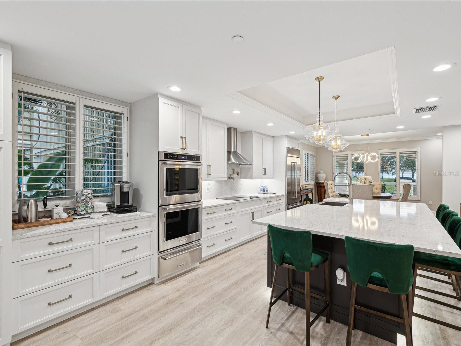 595 5TH AVE NE, ST PETERSBURG, FL, 33701