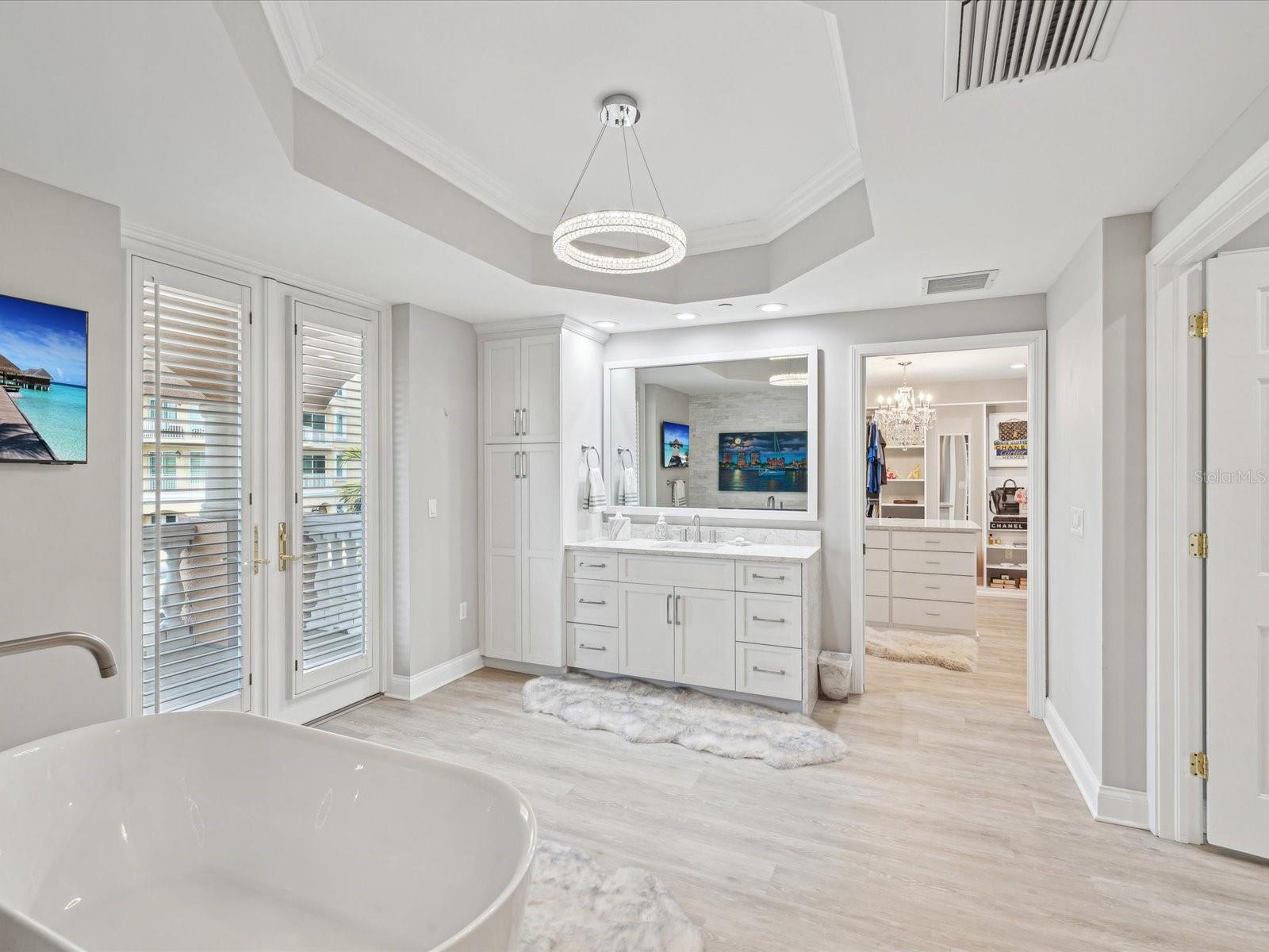 595 5TH AVE NE, ST PETERSBURG, FL, 33701