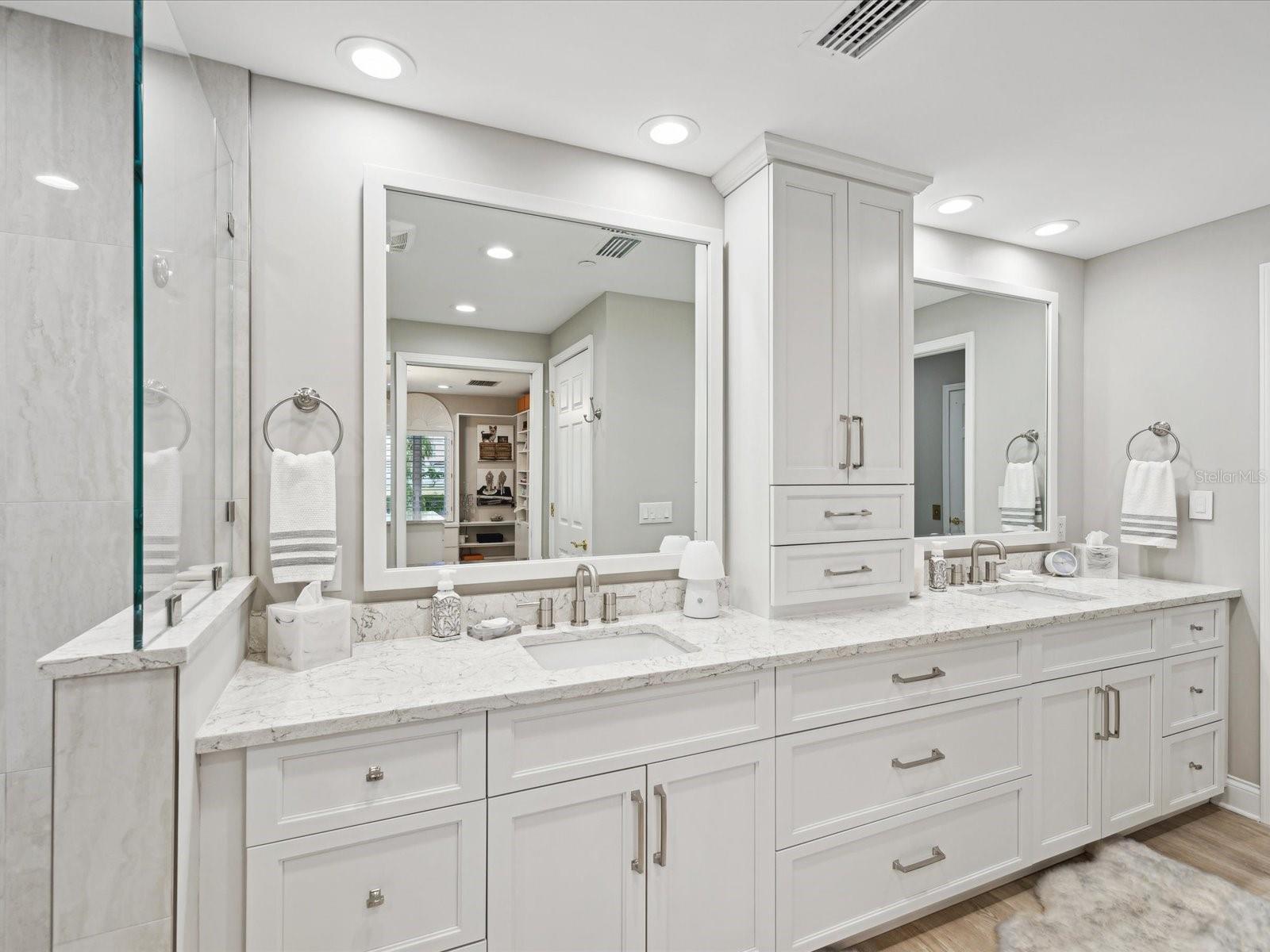 595 5TH AVE NE, ST PETERSBURG, FL, 33701