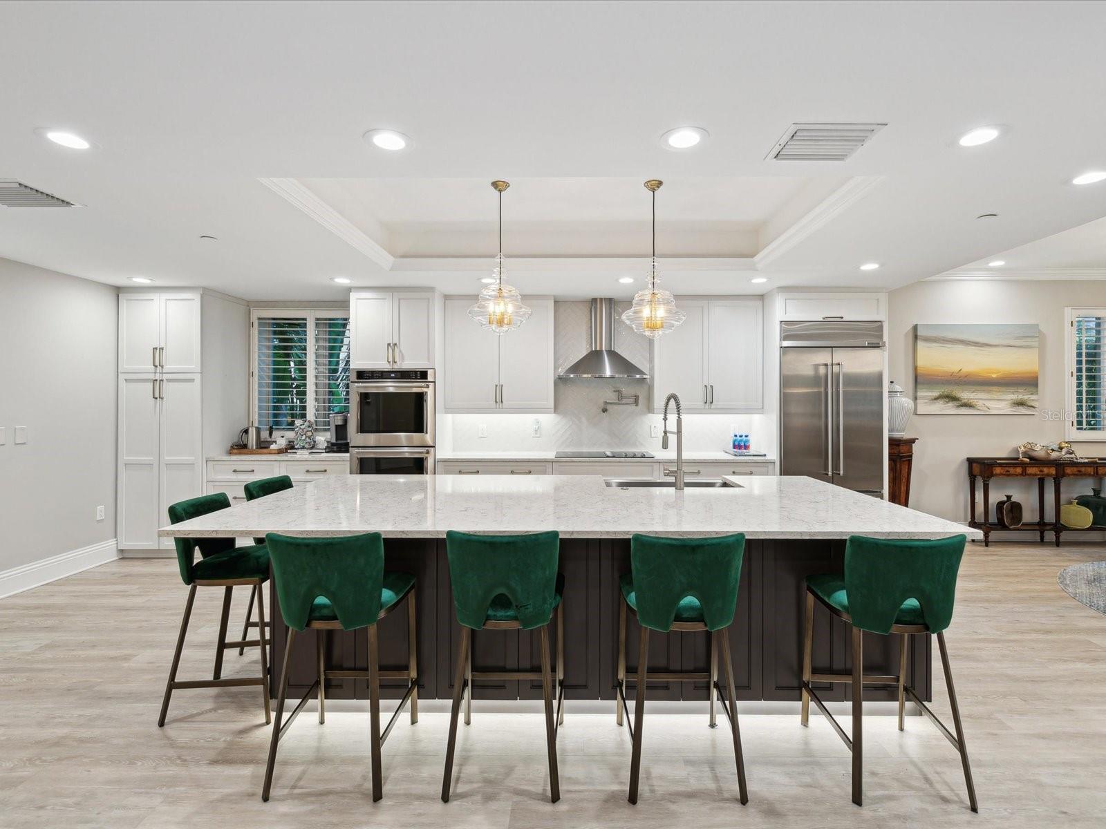 595 5TH AVE NE, ST PETERSBURG, FL, 33701