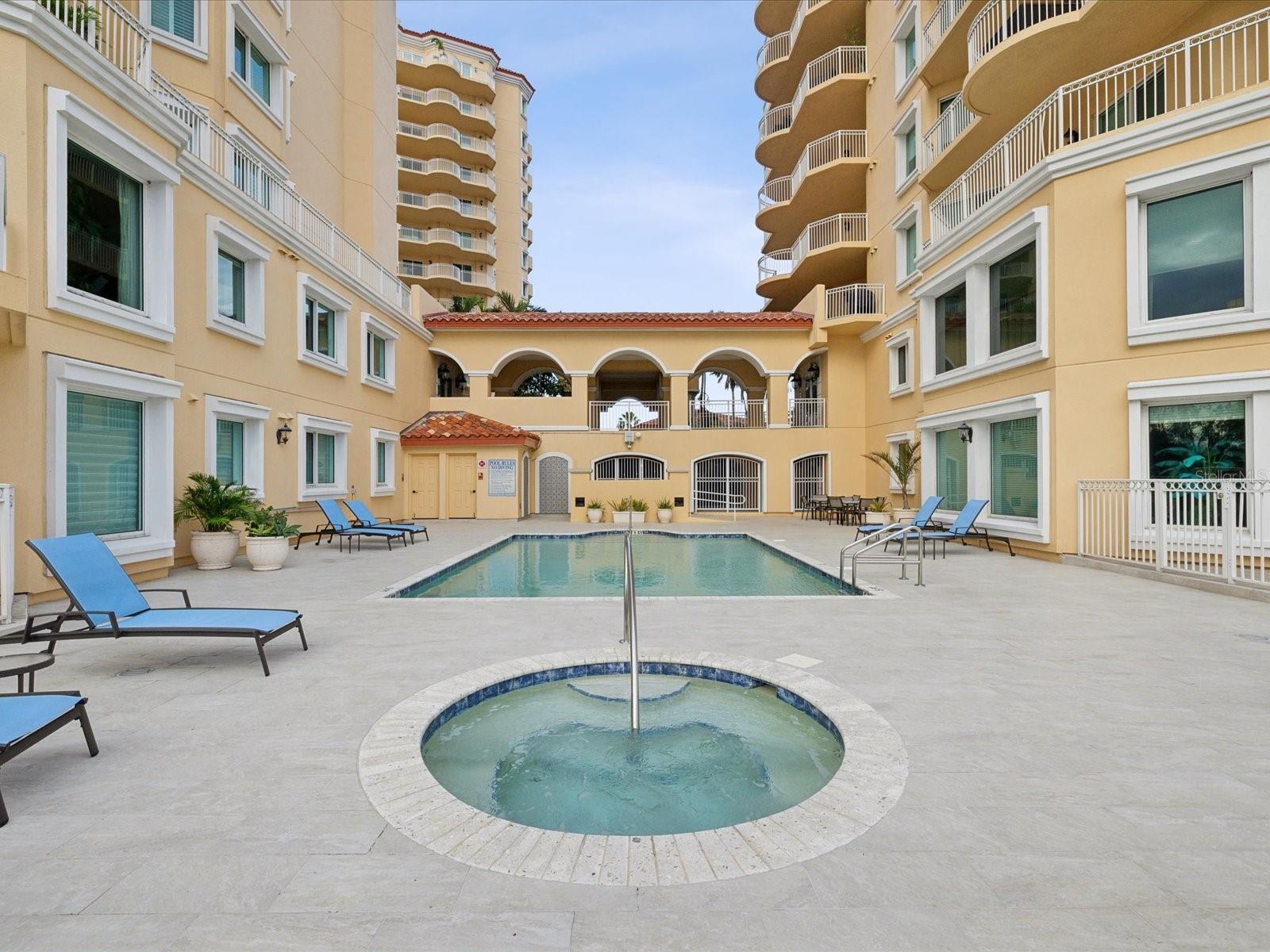 595 5TH AVE NE, ST PETERSBURG, FL, 33701