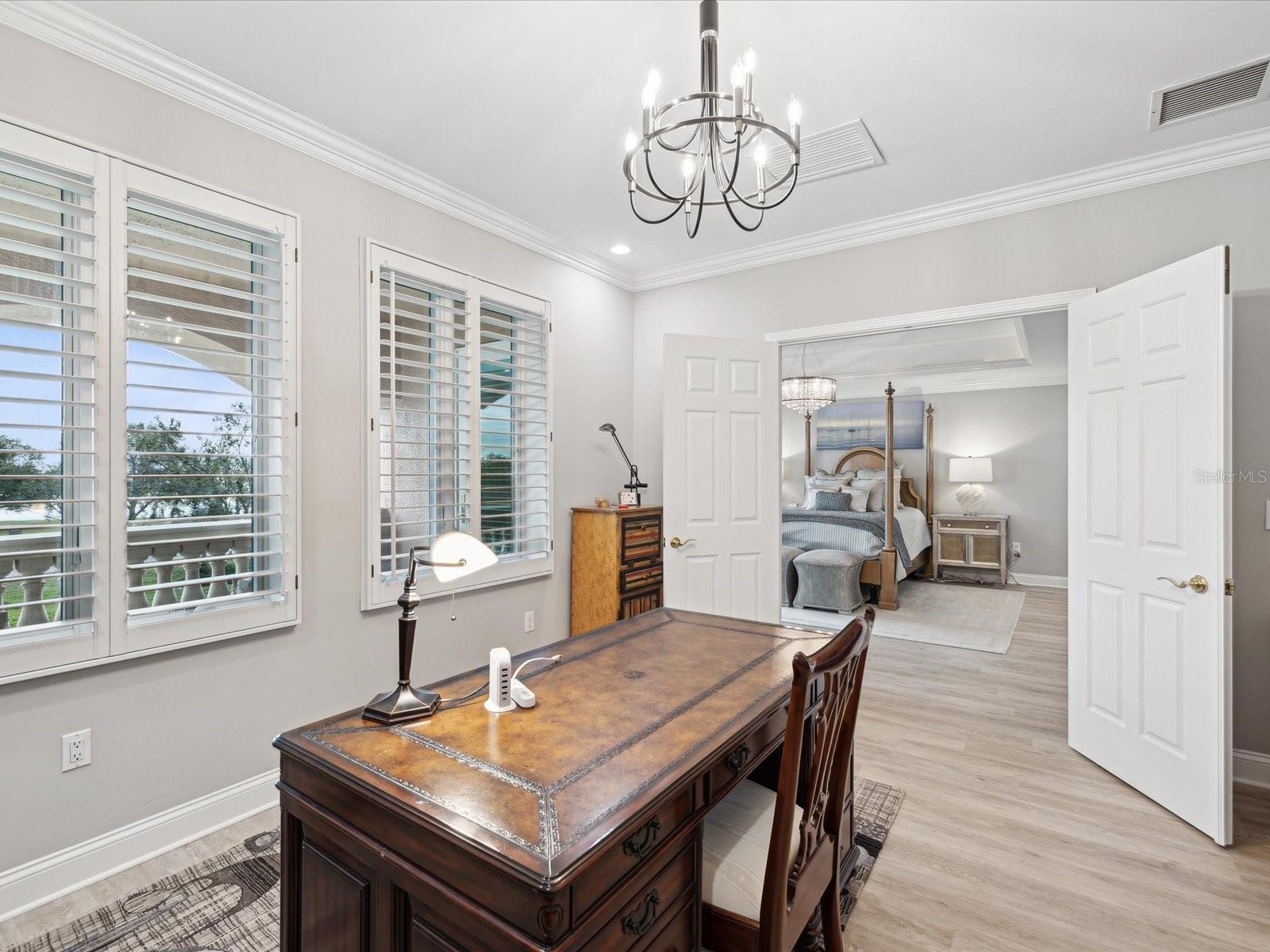 595 5TH AVE NE, ST PETERSBURG, FL, 33701