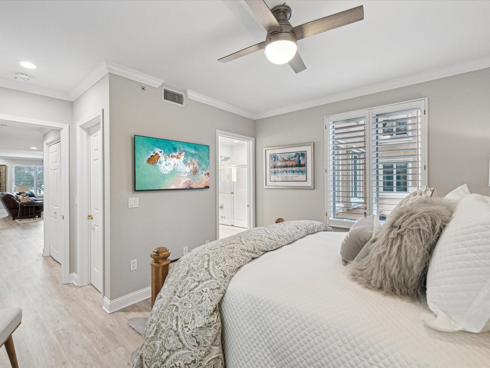 595 5TH AVE NE, ST PETERSBURG, FL, 33701