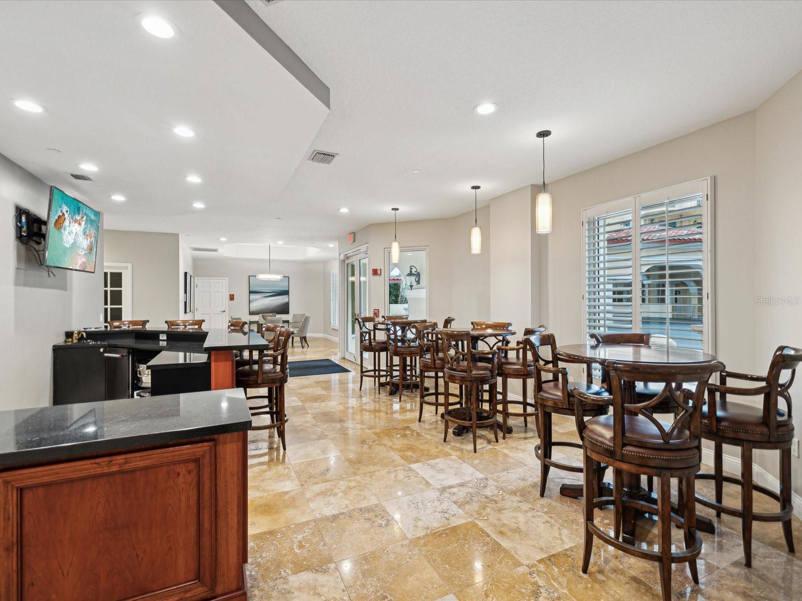 595 5TH AVE NE, ST PETERSBURG, FL, 33701