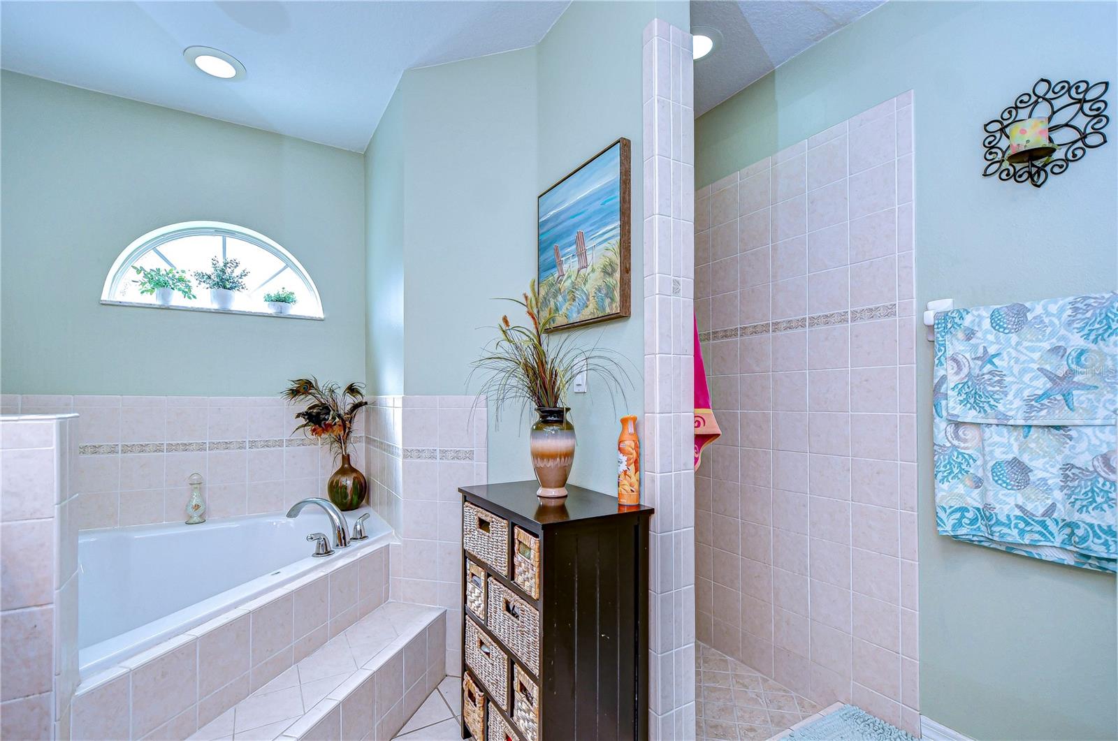38902 INEZ AVE, ZEPHYRHILLS, FL, 33542
