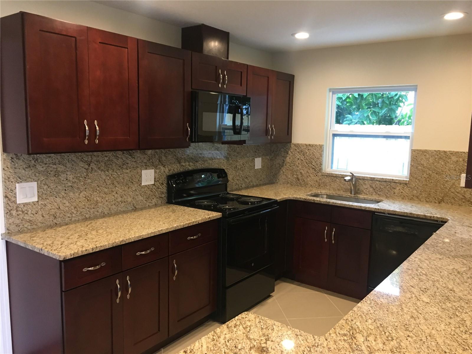 3821 HEADSAIL DR, NEW PORT RICHEY, FL, 34652
