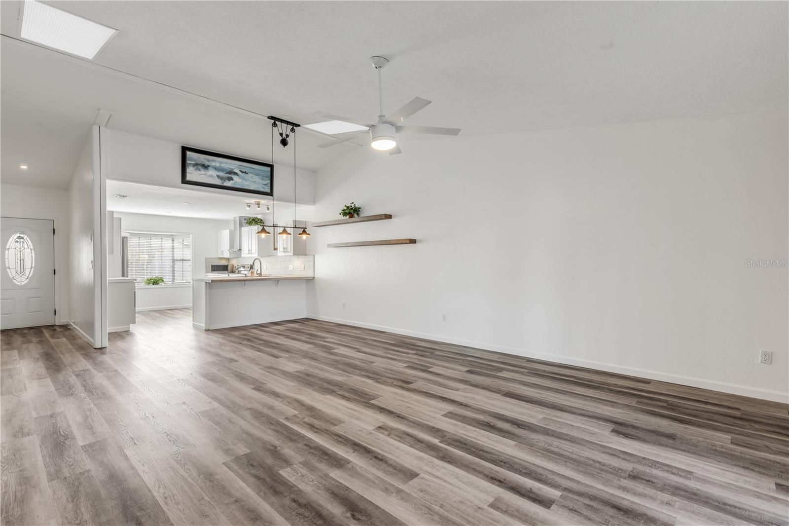 28 LAKE FAIRGREEN CIR, NEW SMYRNA BEACH, FL, 32168