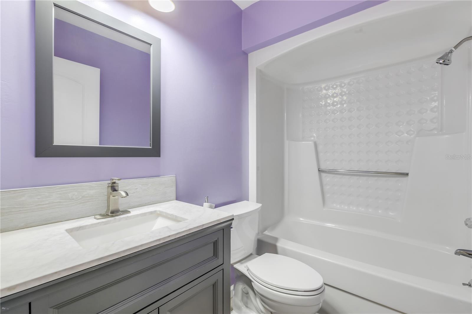 28 LAKE FAIRGREEN CIR, NEW SMYRNA BEACH, FL, 32168