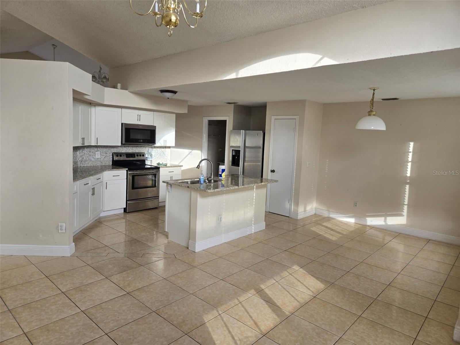 387 BLUE BAYOU DR, KISSIMMEE, FL, 34743