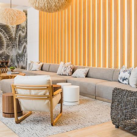 124 E PINE ST, ORLANDO, FL, 32801