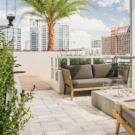 124 E PINE ST, ORLANDO, FL, 32801