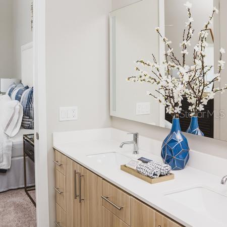 124 E PINE ST, ORLANDO, FL, 32801