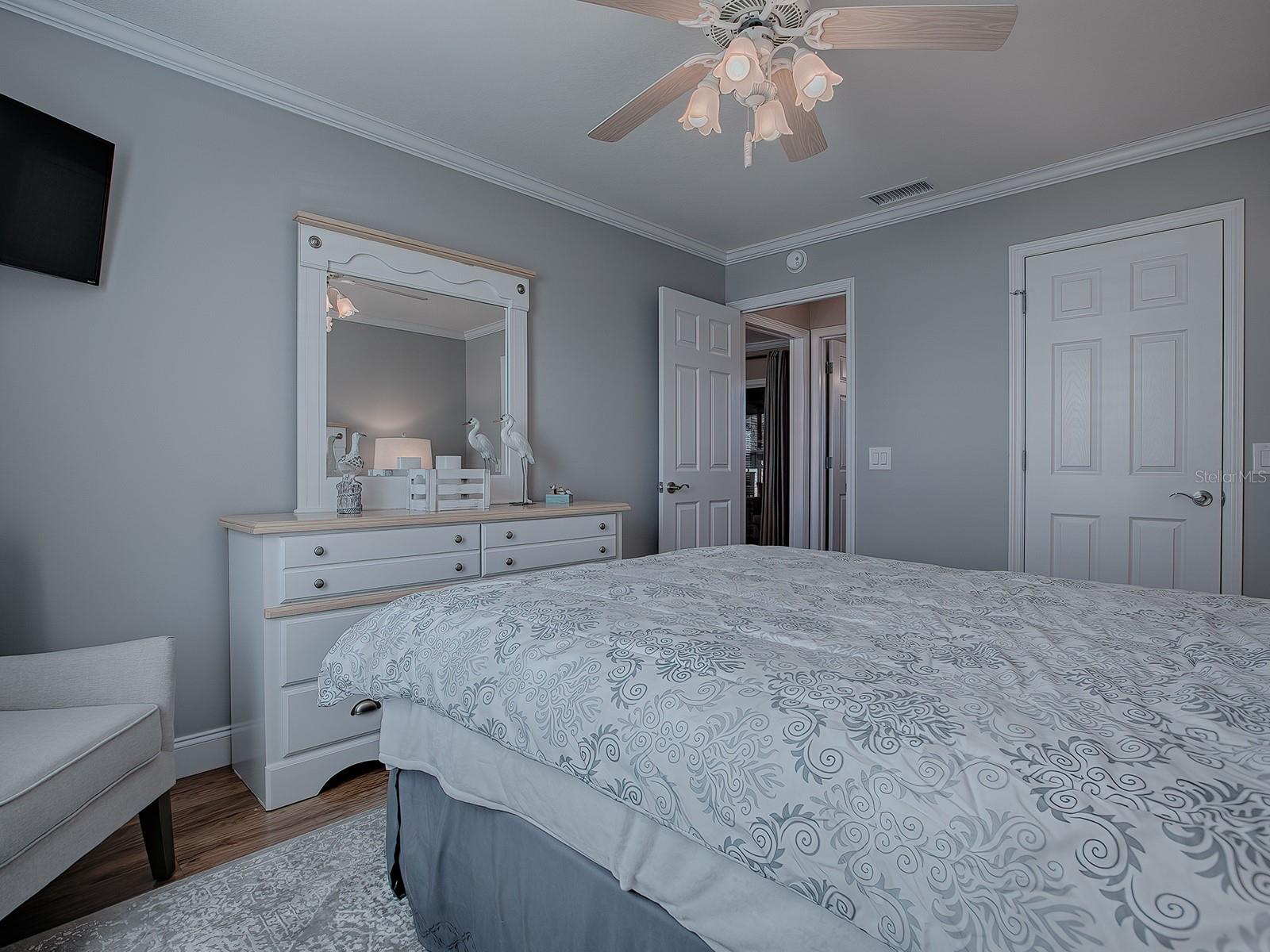 2009 CLAUDIO LN, THE VILLAGES, FL, 32159