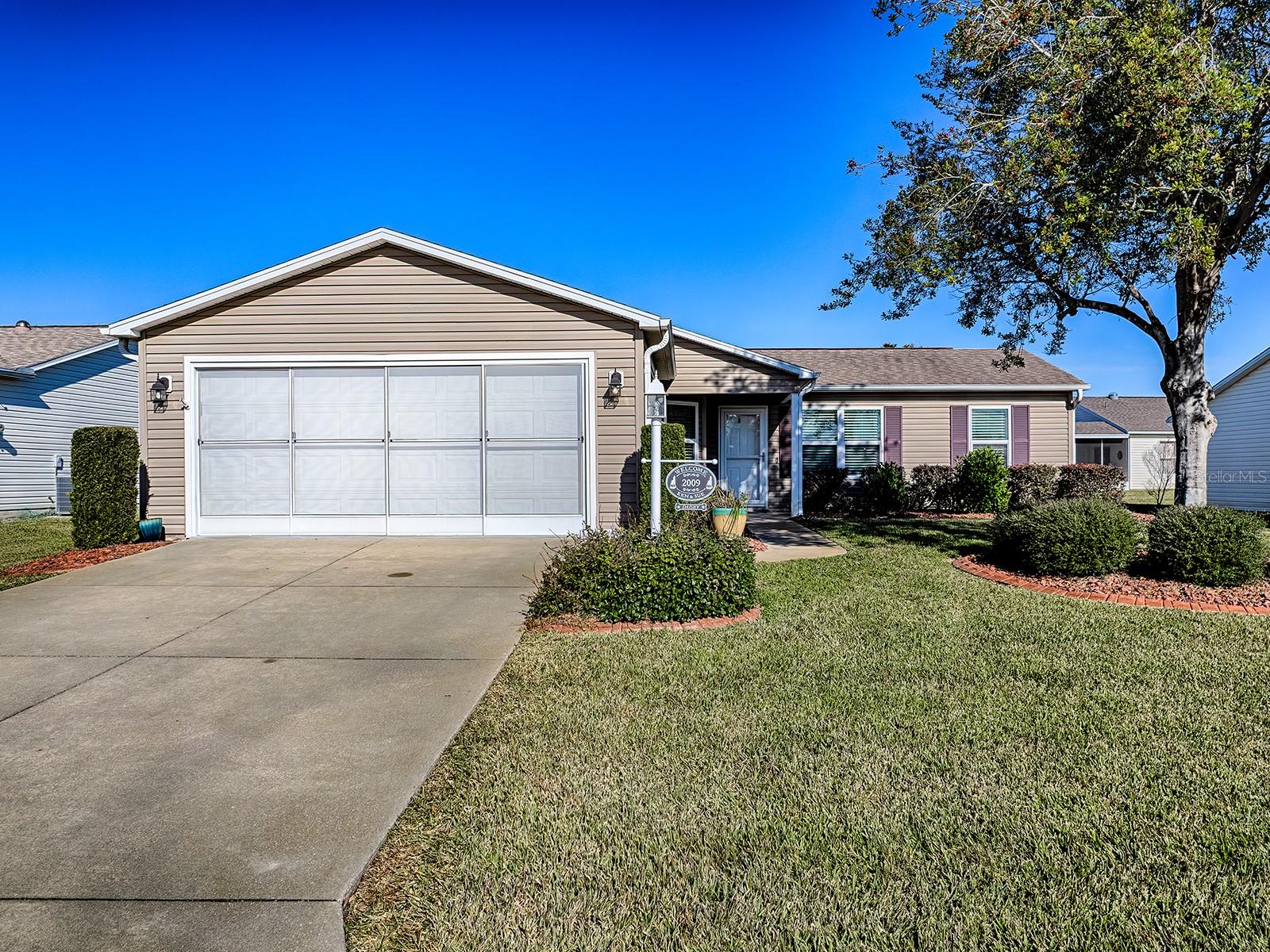 2009 CLAUDIO LN, THE VILLAGES, FL, 32159