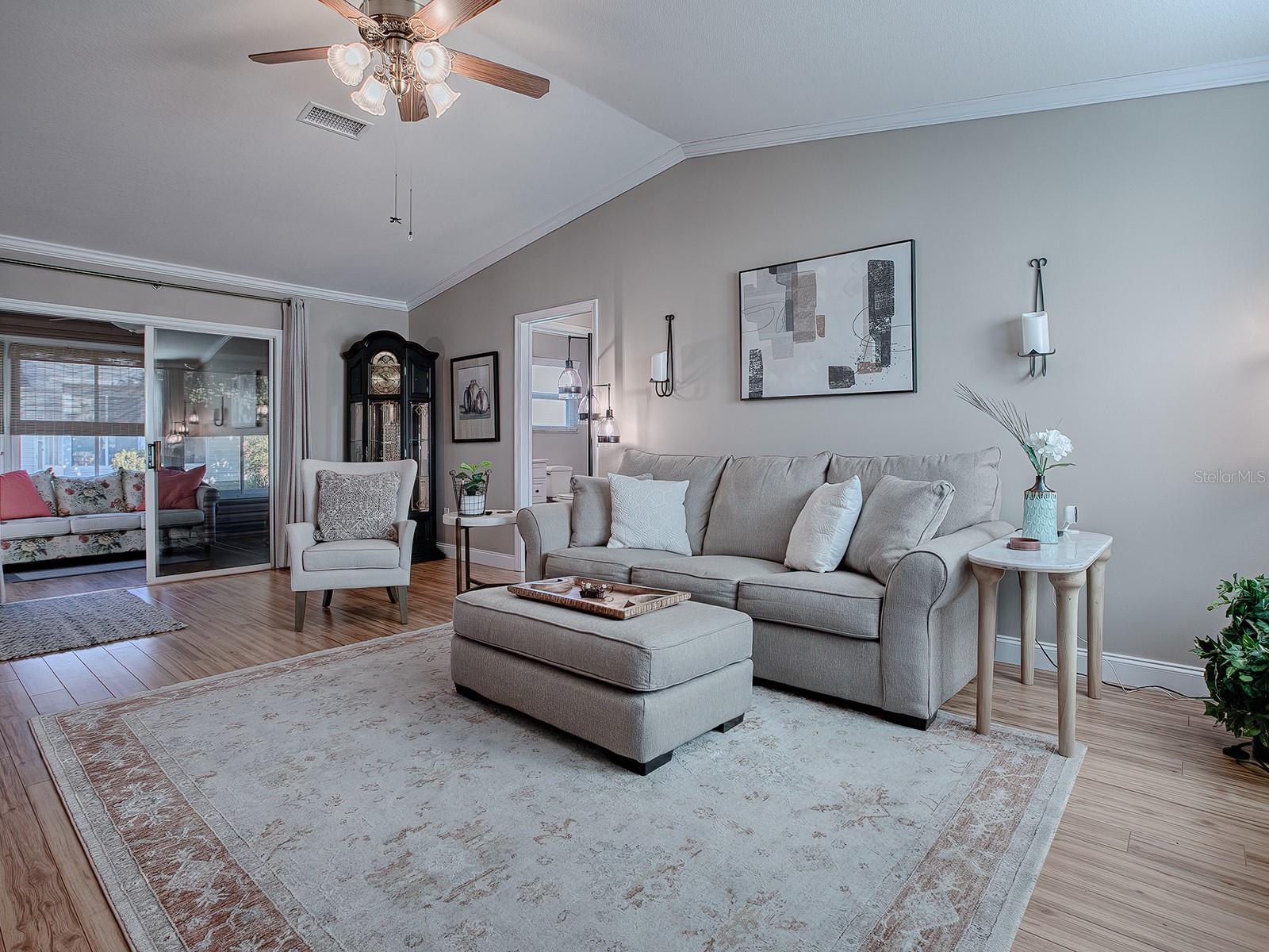 2009 CLAUDIO LN, THE VILLAGES, FL, 32159