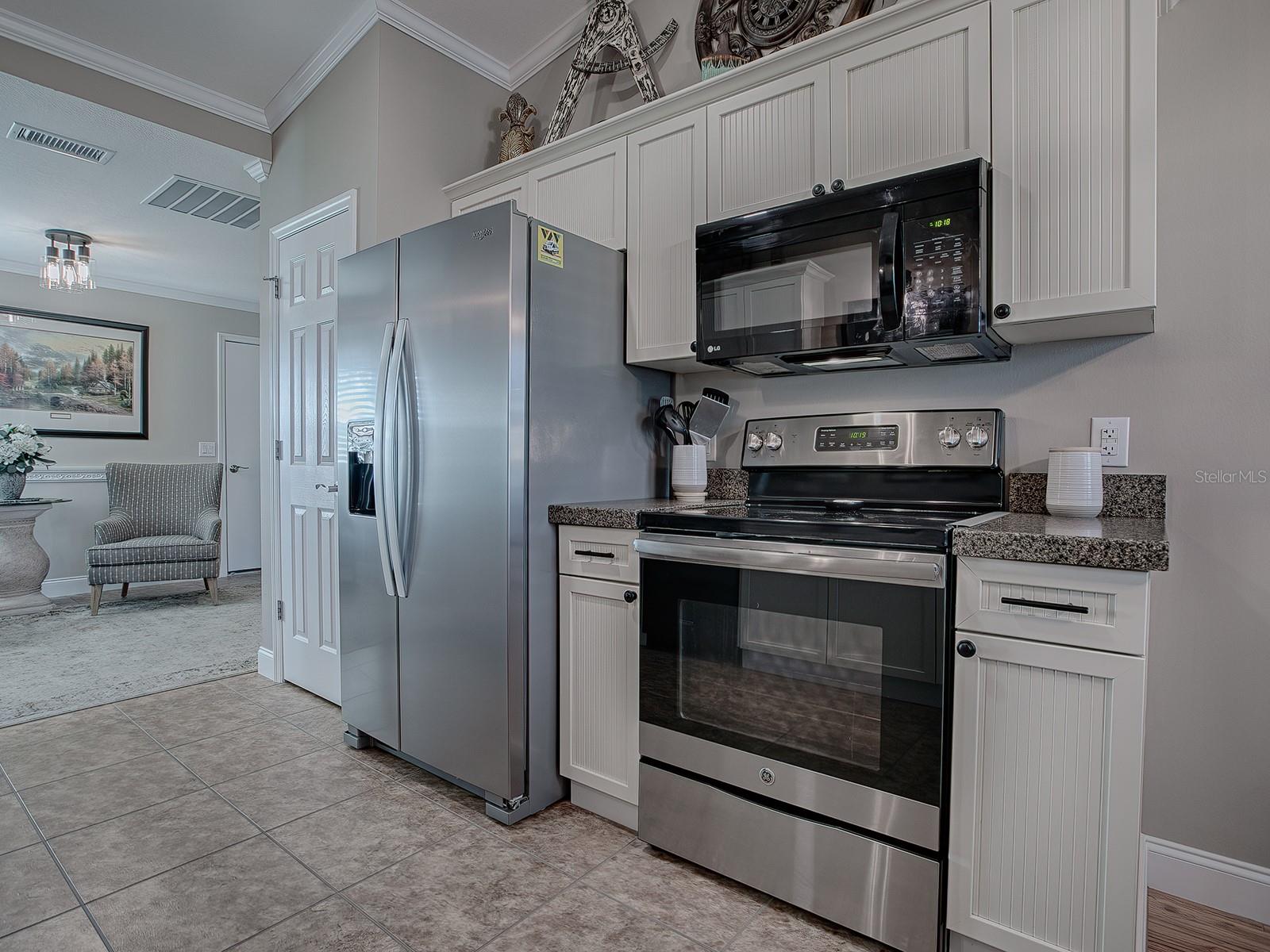 2009 CLAUDIO LN, THE VILLAGES, FL, 32159