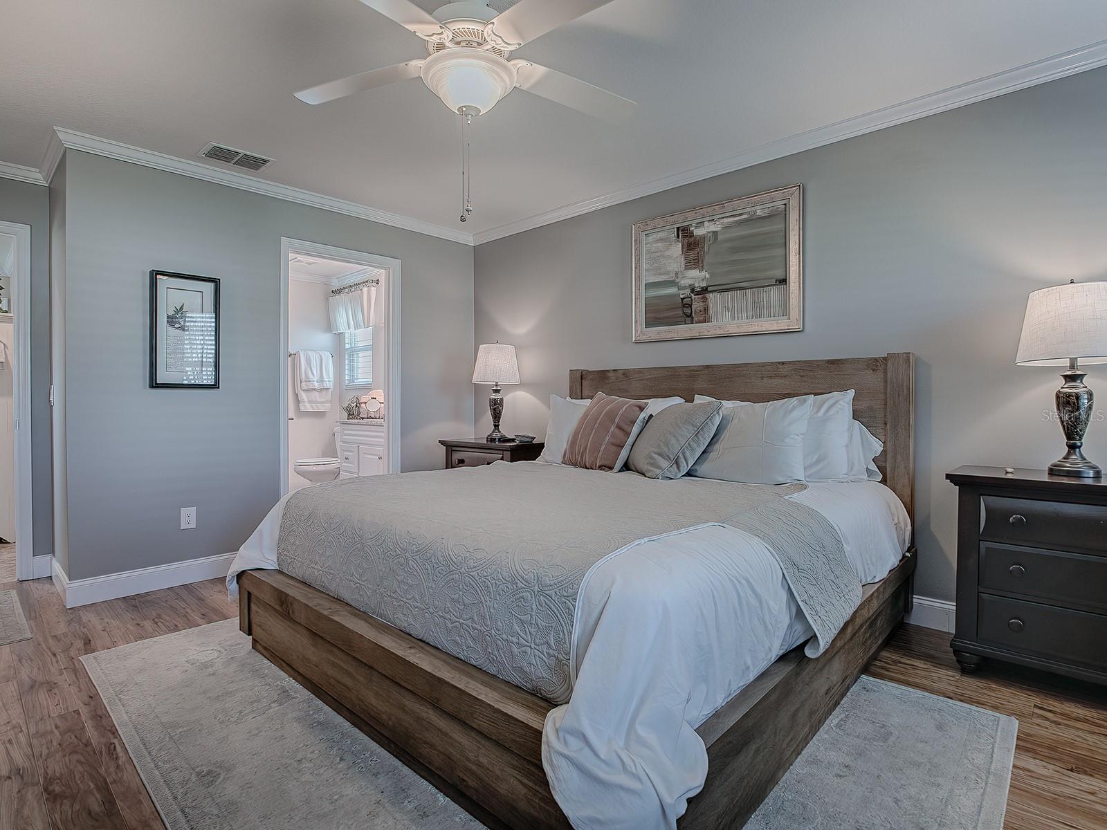 2009 CLAUDIO LN, THE VILLAGES, FL, 32159