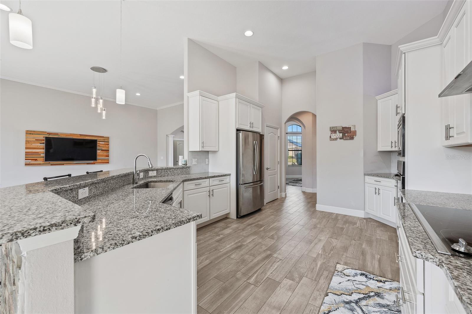 310 LAKE MARIANA PL, AUBURNDALE, FL, 33823