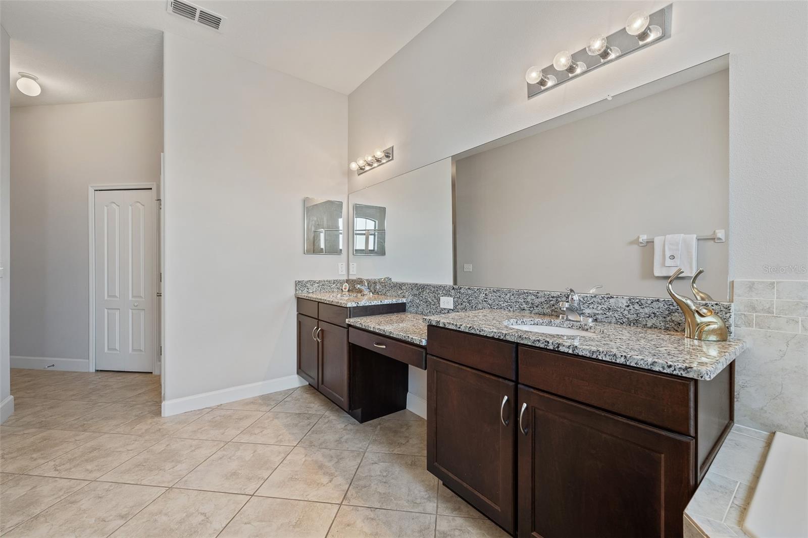 310 LAKE MARIANA PL, AUBURNDALE, FL, 33823