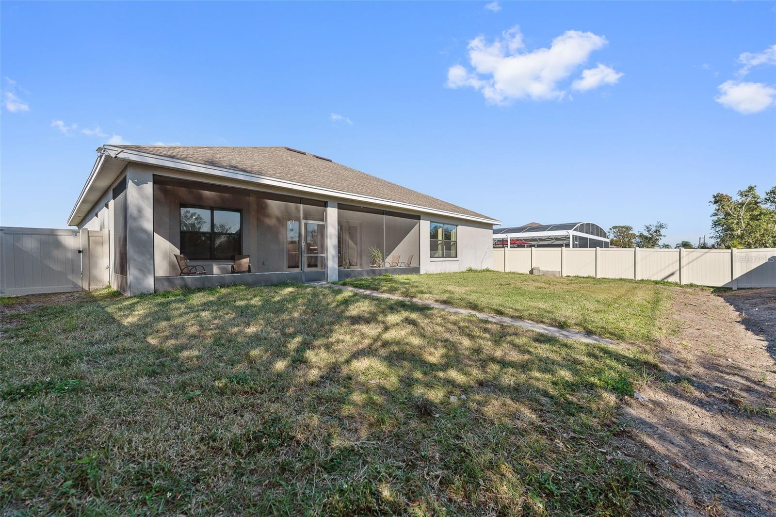 310 LAKE MARIANA PL, AUBURNDALE, FL, 33823