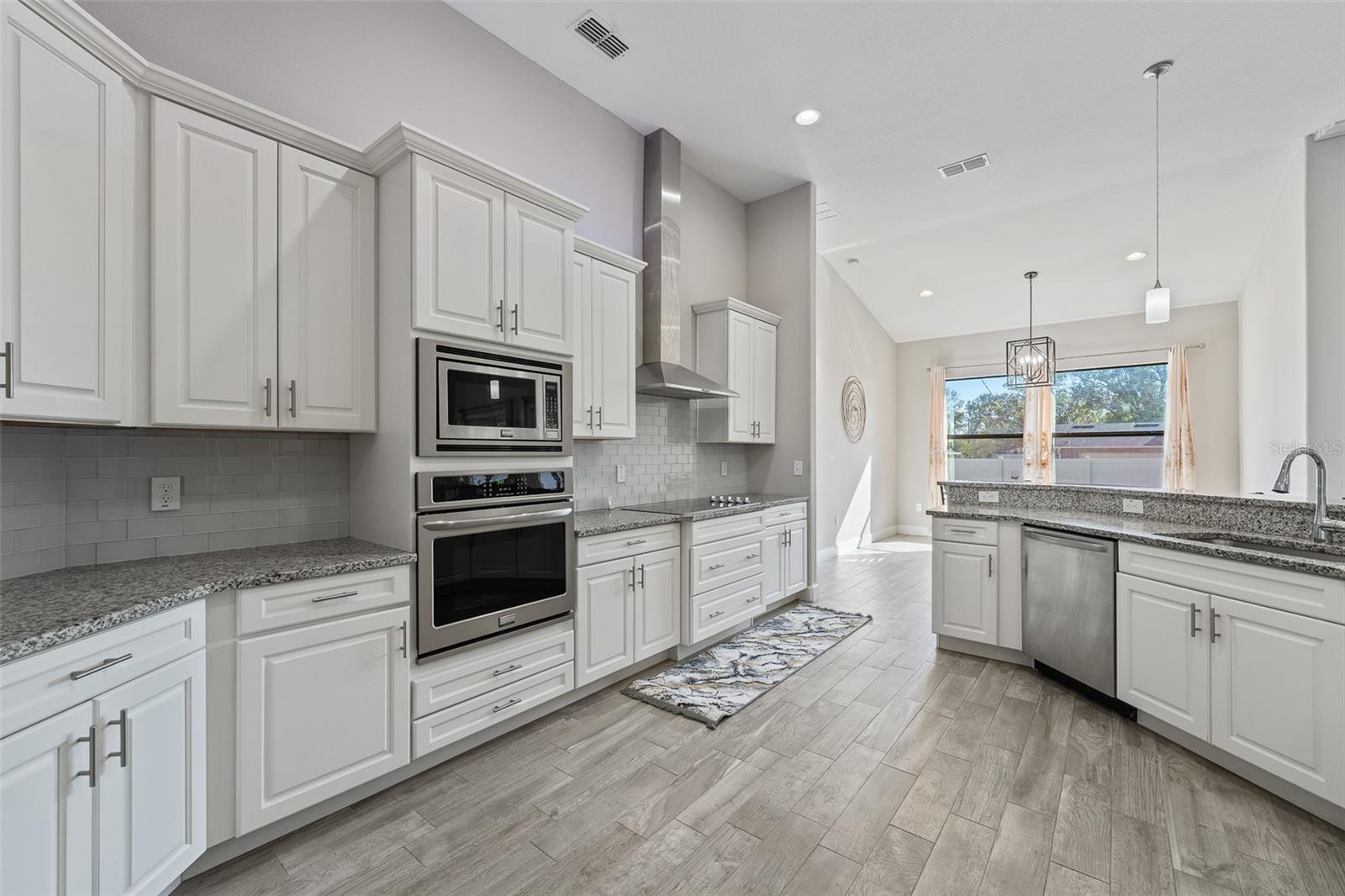 310 LAKE MARIANA PL, AUBURNDALE, FL, 33823