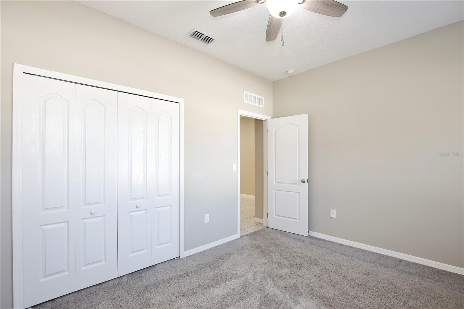 25449 PINE VALLEY DR, SORRENTO, FL, 32776