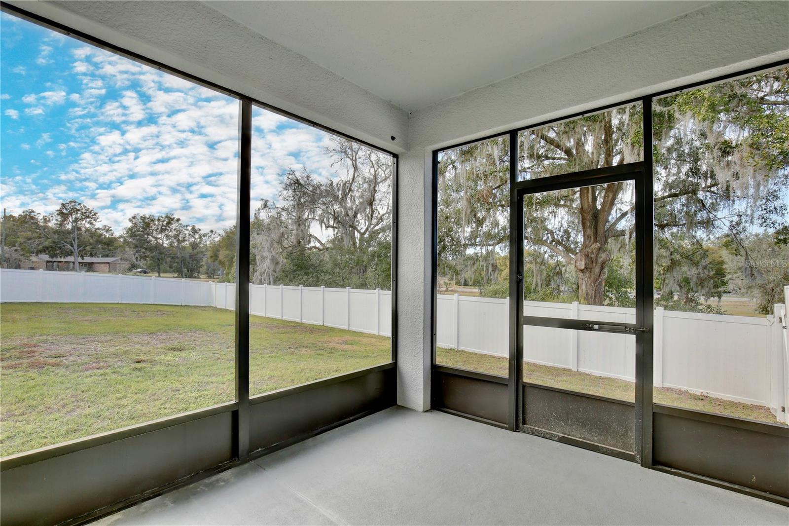 25449 PINE VALLEY DR, SORRENTO, FL, 32776
