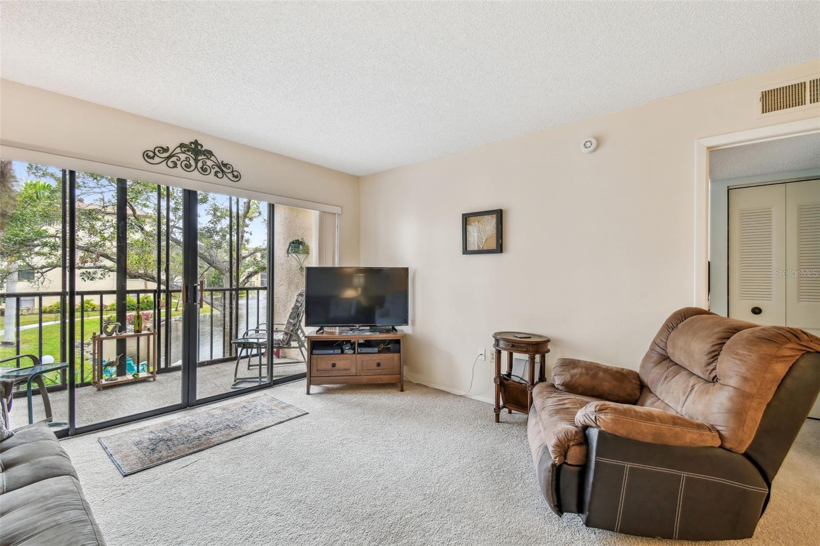 635 30TH AVE W #F206, BRADENTON, FL, 34205