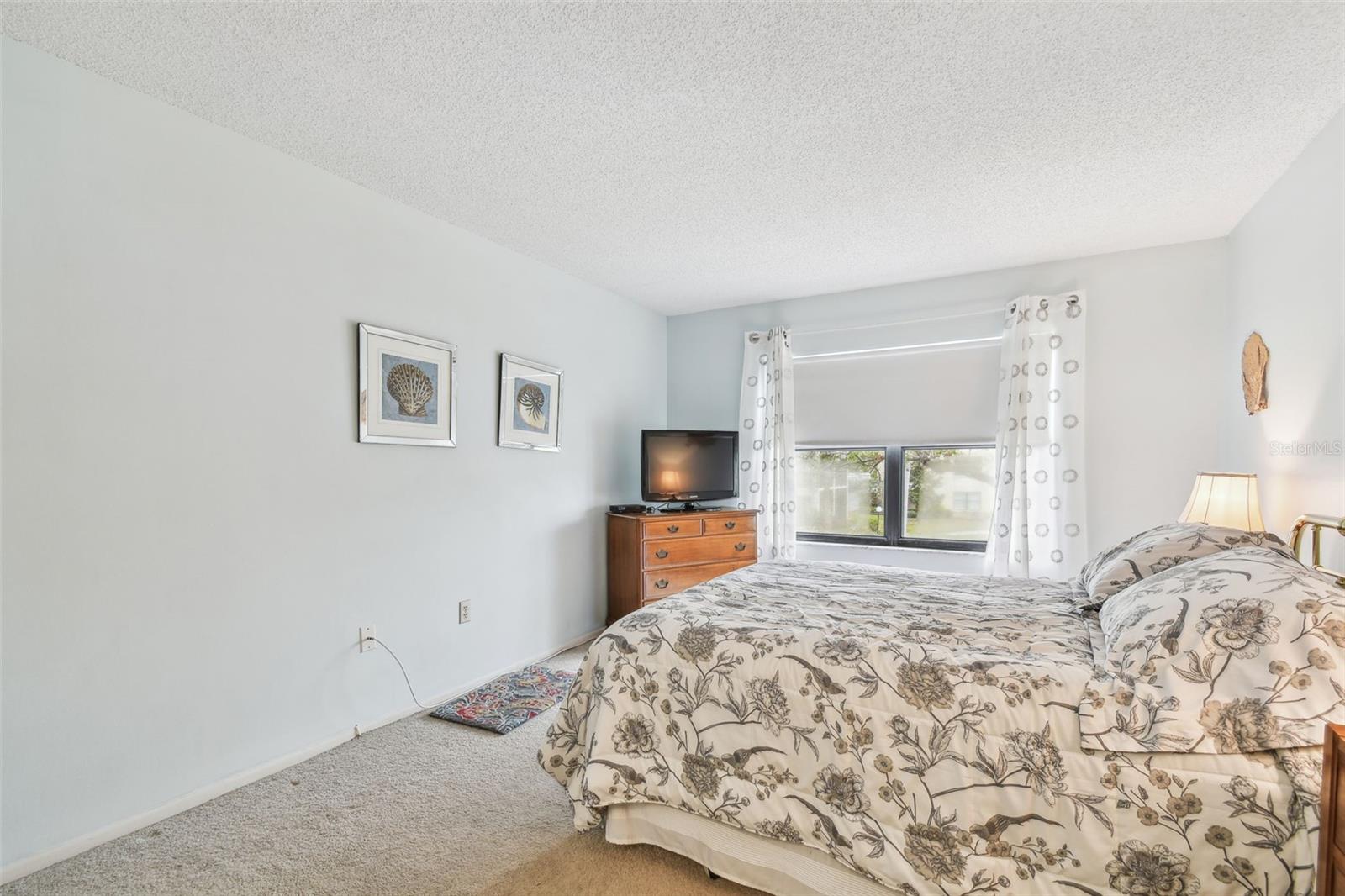 635 30TH AVE W #F206, BRADENTON, FL, 34205