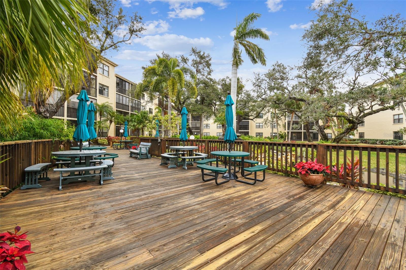 635 30TH AVE W #F206, BRADENTON, FL, 34205