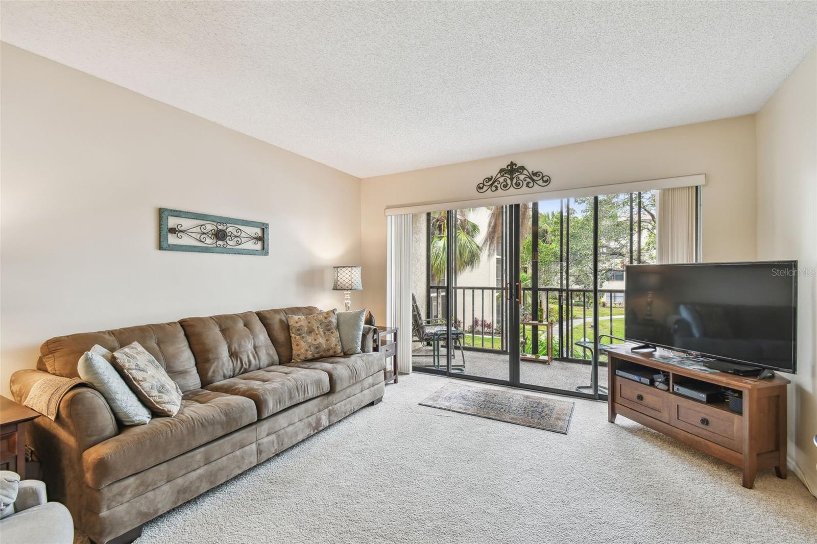 635 30TH AVE W #F206, BRADENTON, FL, 34205
