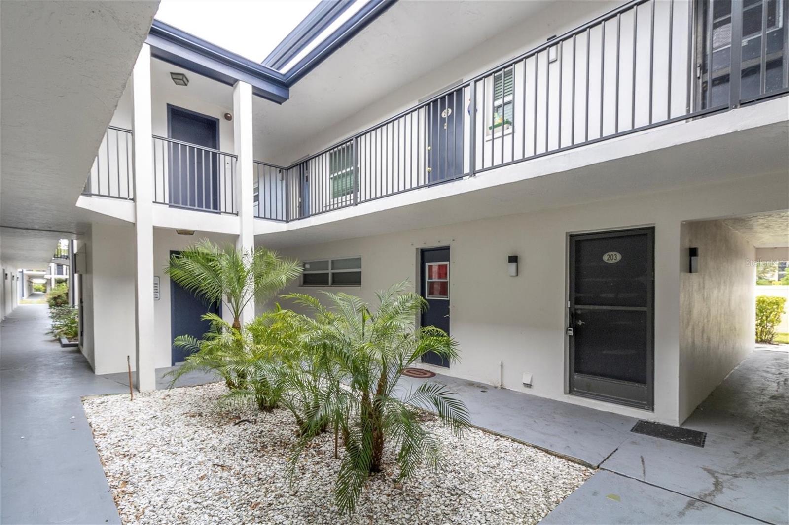 1147 KING ARTHUR CT #209, DUNEDIN, FL, 34698