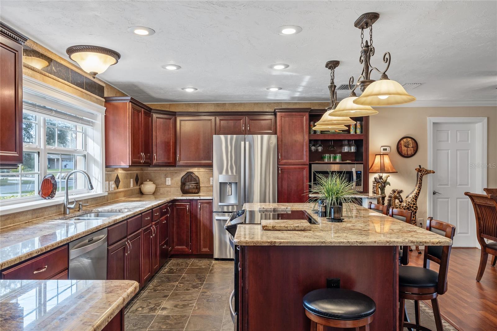 1320 FAIRWAY DR, DUNEDIN, FL, 34698