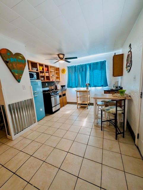 7300 SHOAL LINE BLVD, WEEKI WACHEE, FL, 34607