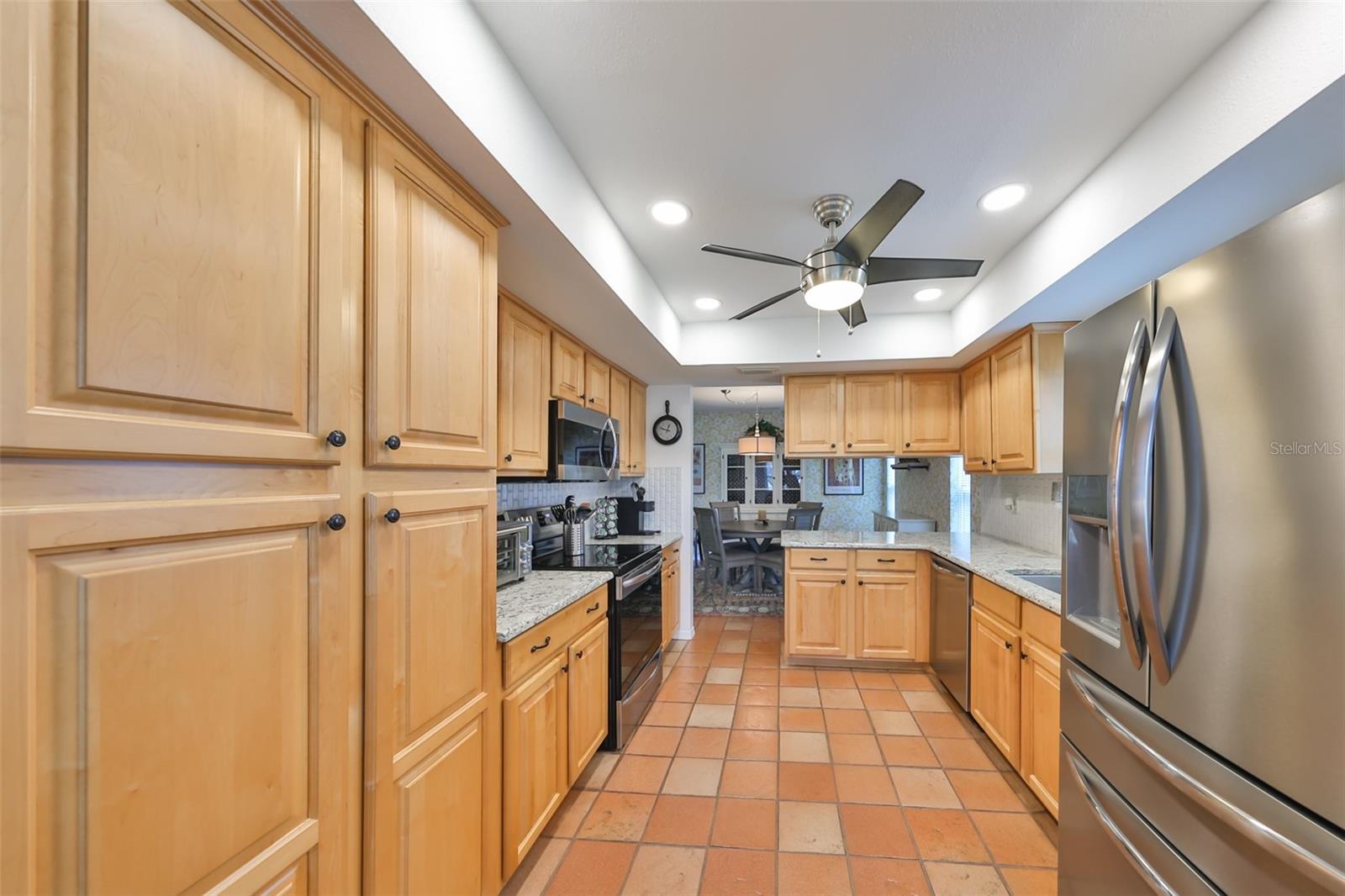 2510 LAMBDIN DR, SUN CITY CENTER, FL, 33573
