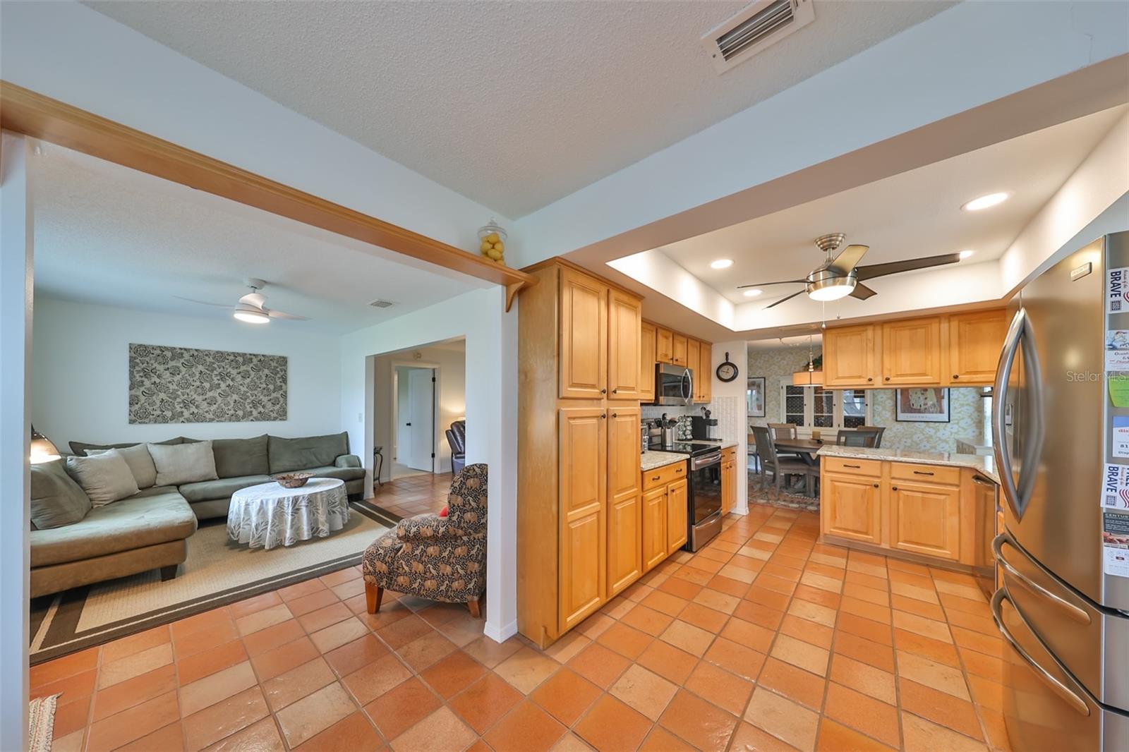 2510 LAMBDIN DR, SUN CITY CENTER, FL, 33573
