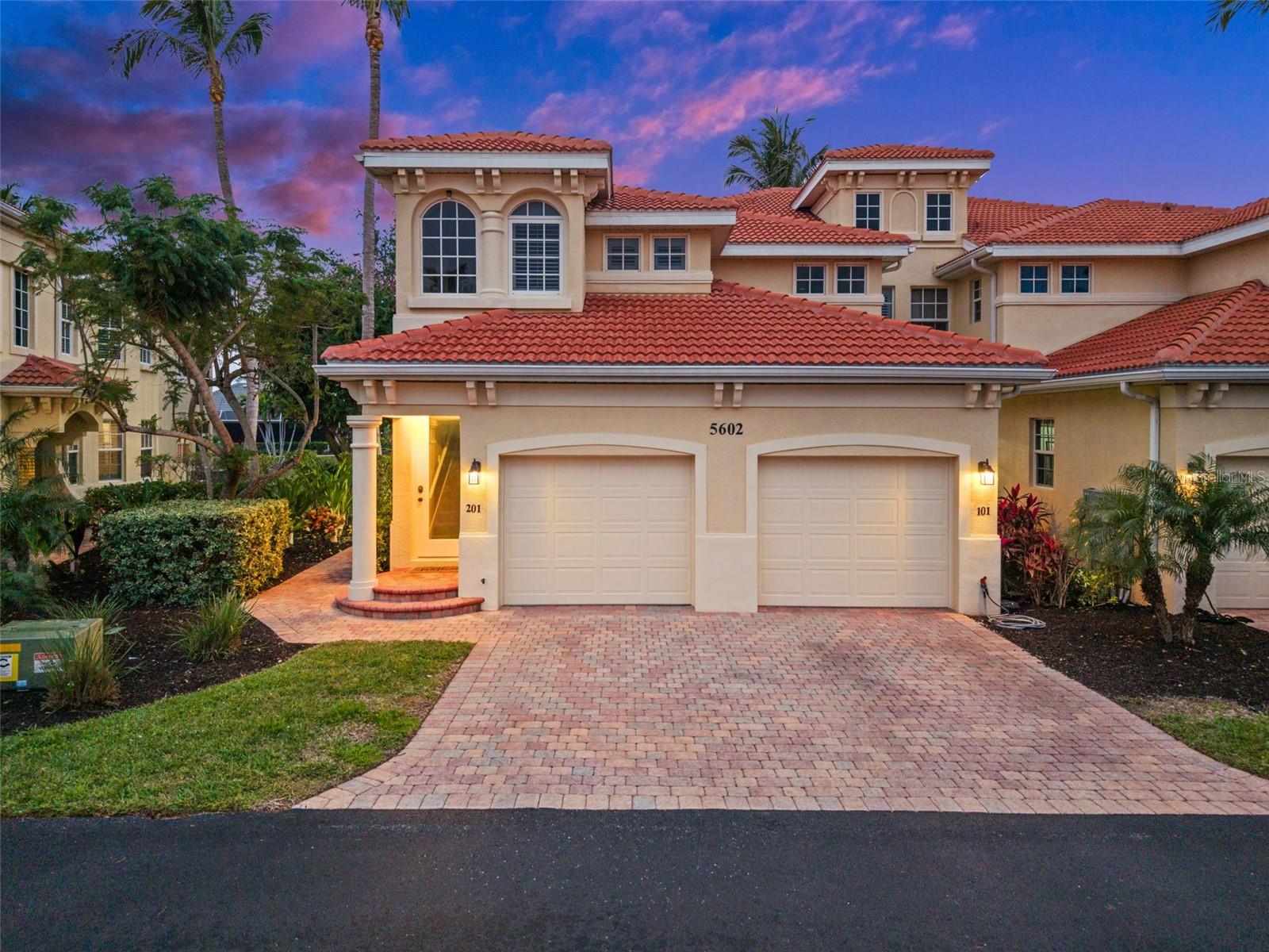 5602 CAPE HARBOUR DR #101, CAPE CORAL, FL, 33914