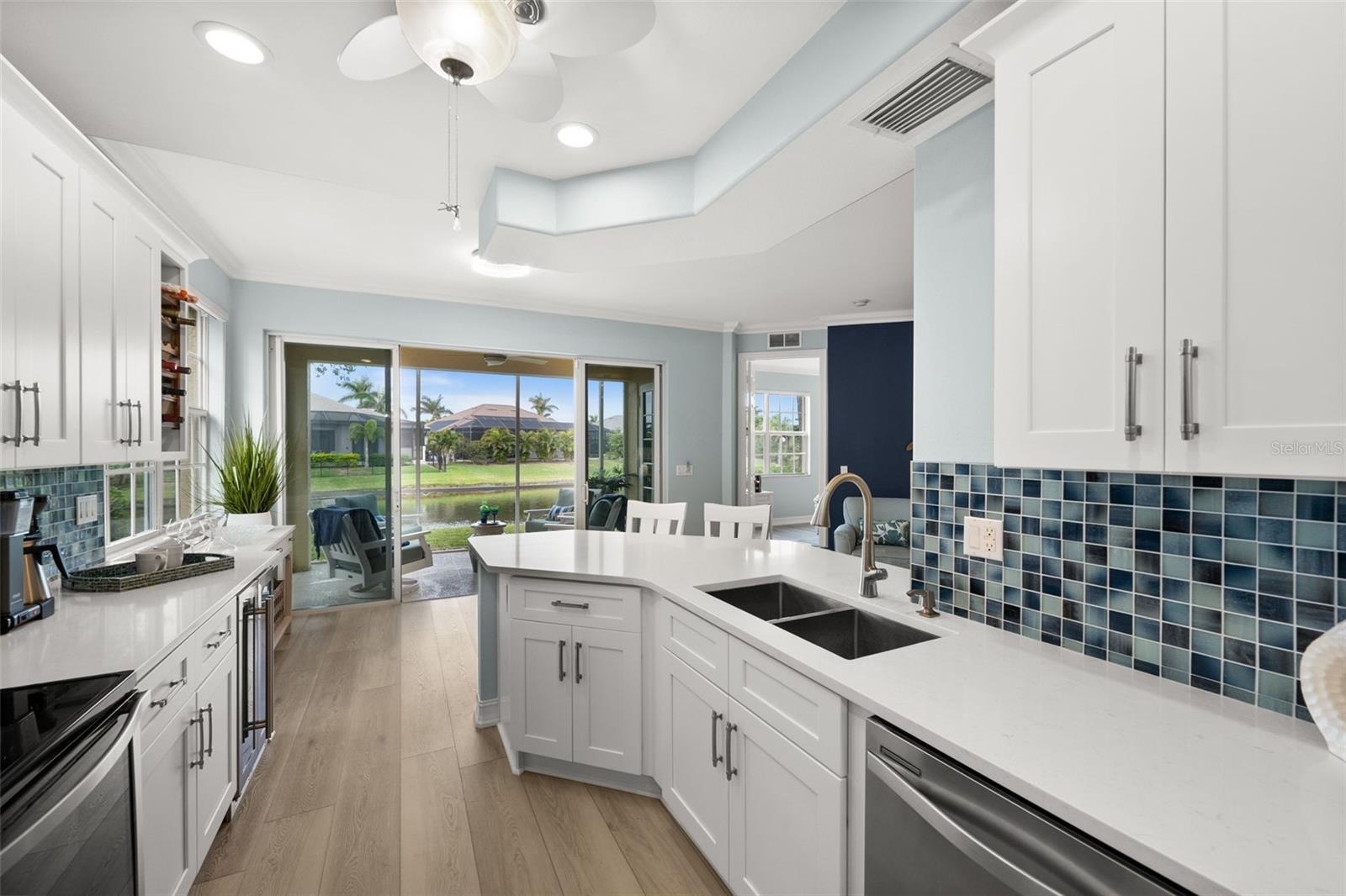 5602 CAPE HARBOUR DR #101, CAPE CORAL, FL, 33914