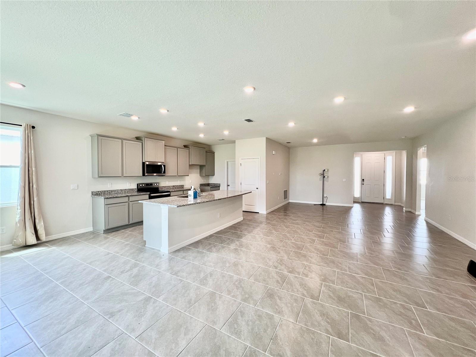 33869 FIELD MAPLE LOOP, WESLEY CHAPEL, FL, 33545