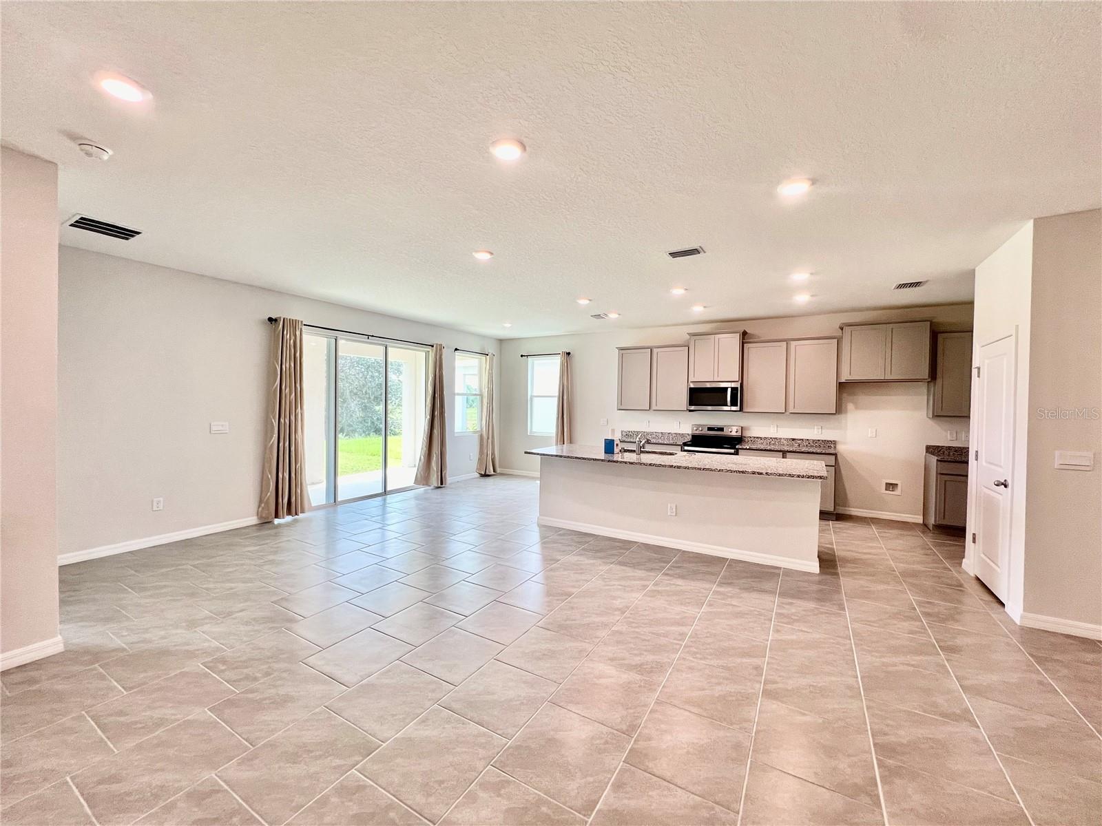 33869 FIELD MAPLE LOOP, WESLEY CHAPEL, FL, 33545