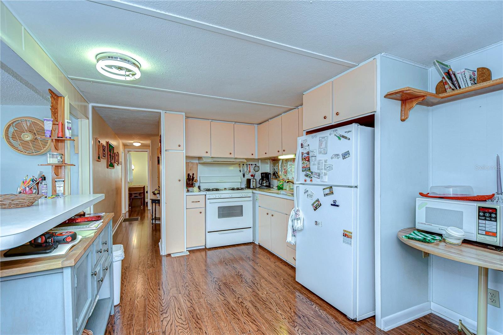 37350 TROPICAL DR, ZEPHYRHILLS, FL, 33541