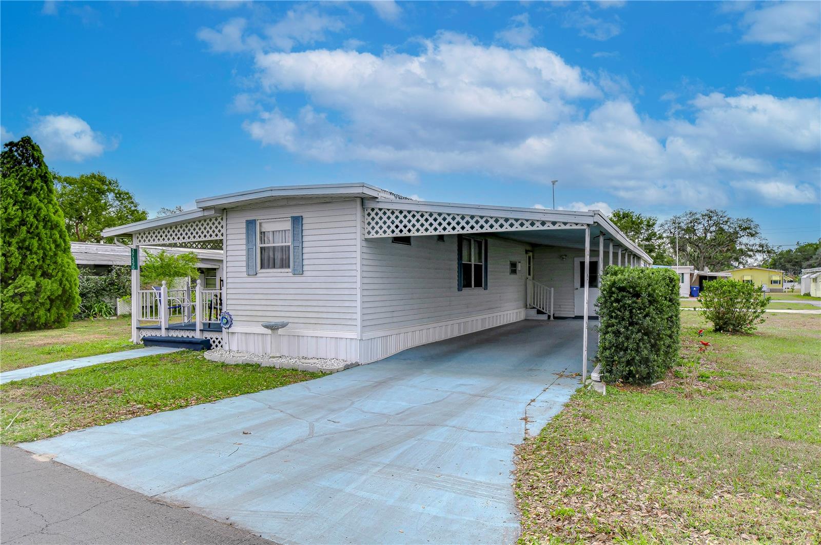 37350 TROPICAL DR, ZEPHYRHILLS, FL, 33541