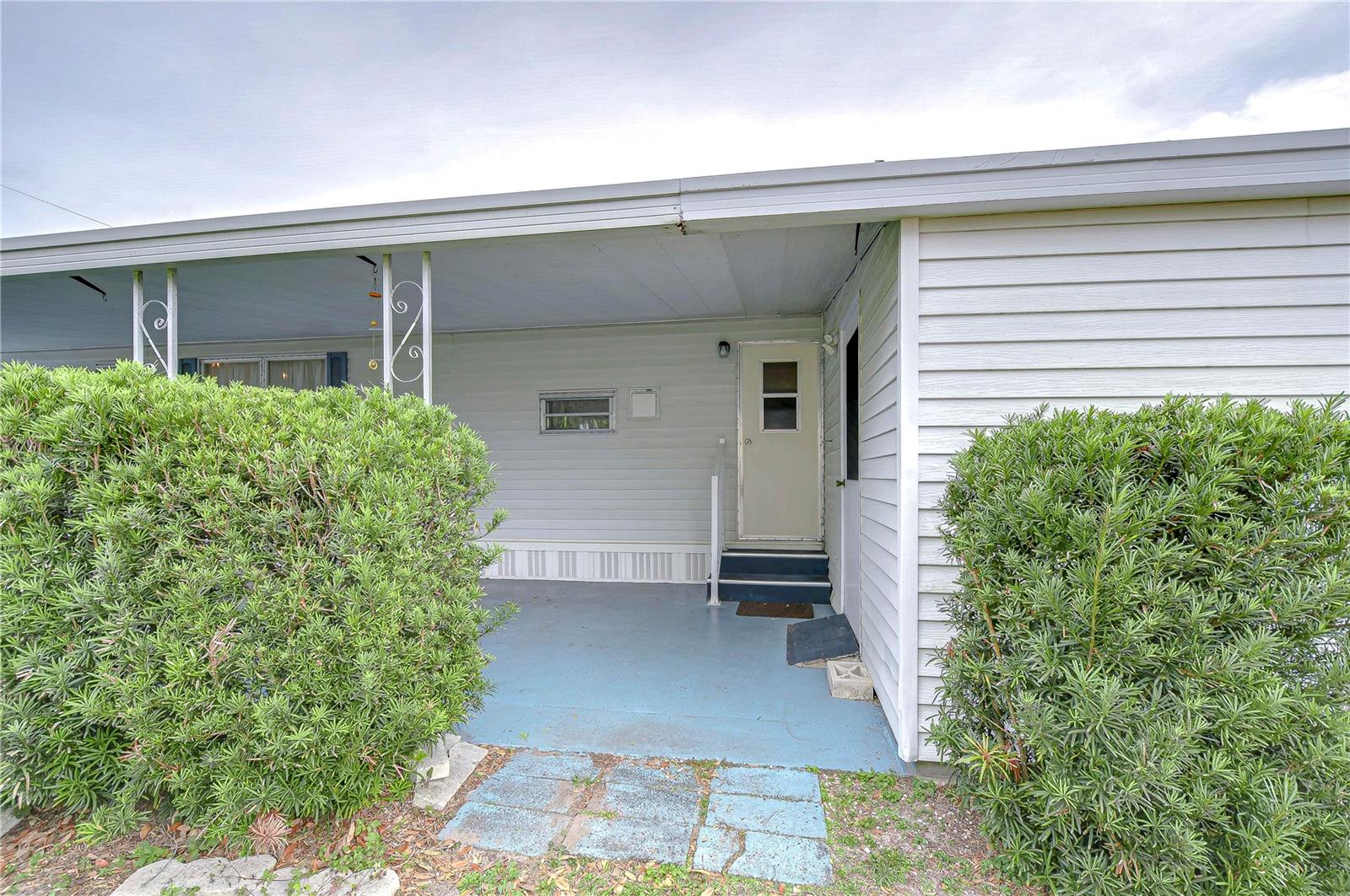 37350 TROPICAL DR, ZEPHYRHILLS, FL, 33541